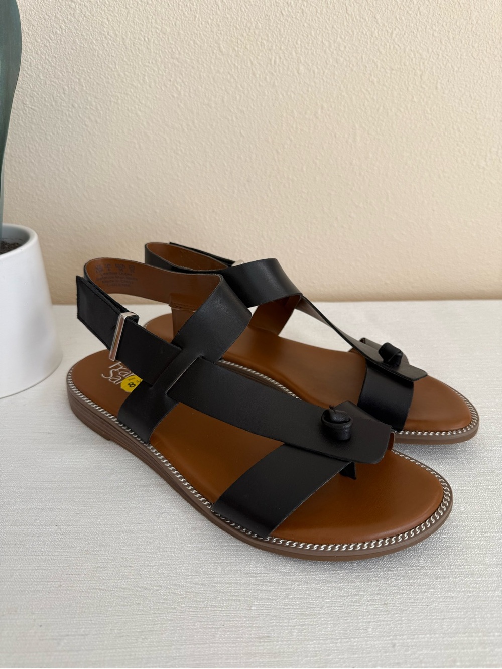Franco Sarto Glenni Women's Black Leather T-Strap Sandals